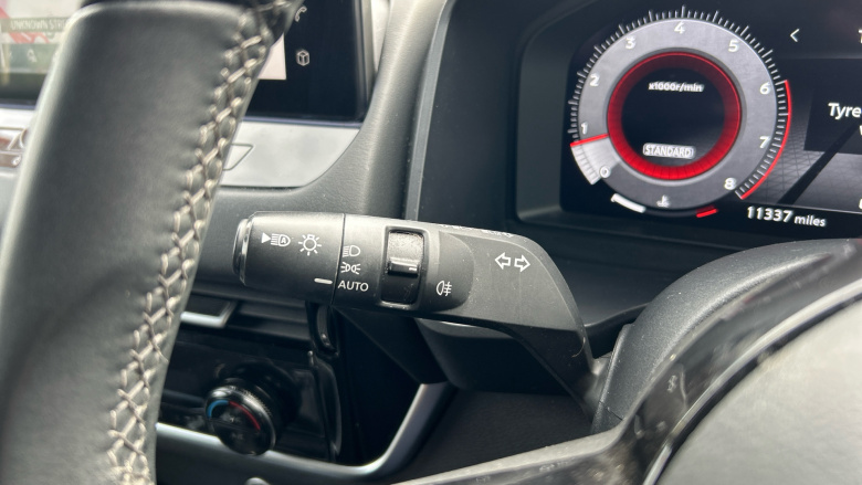 Nissan Qashqai 1.3 DiG-T MH N-Connecta 5dr Petrol Hatchback